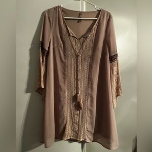 Boutique Brand - Entro Dress